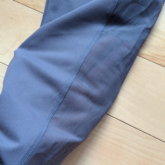 Fabletics Gray High-Waisted Leggings - READ DETAILS FOR SIZING - Picture 3 of 6